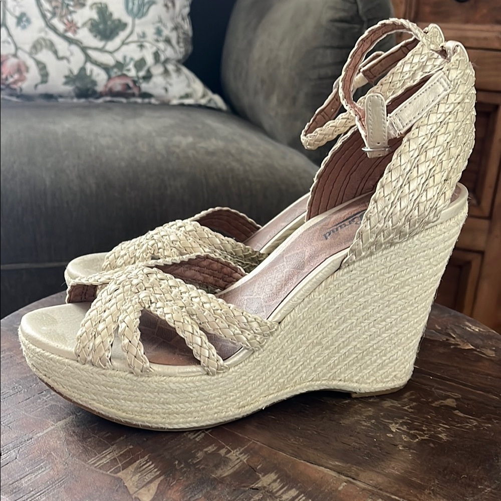 Woven Ankle-Strap Wedge Sandals in Cream